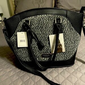 NWT London Fog Black & Grey bag